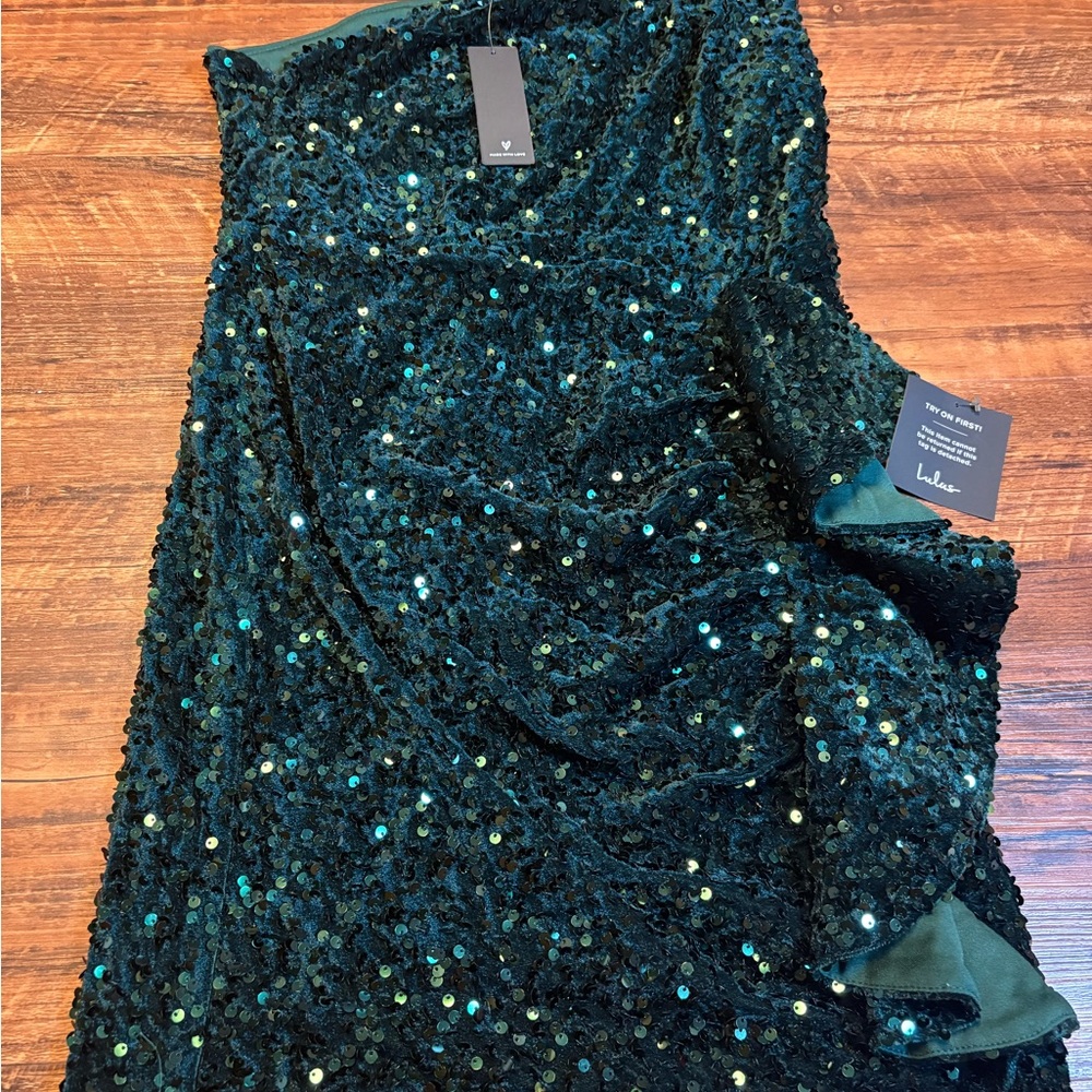 Lulus Dress Womens Size M Green All Over Sequin One Shoulder Mini Ruffle NWT